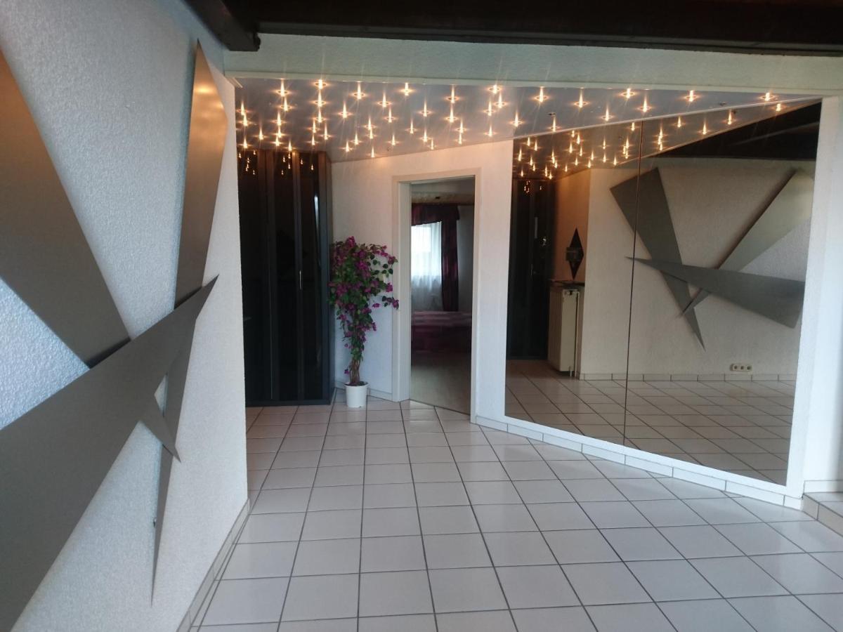 شقة Fachwerkhaus In D 63667 Nidda Fuer 8 Bis 12 Personen المظهر الخارجي الصورة
