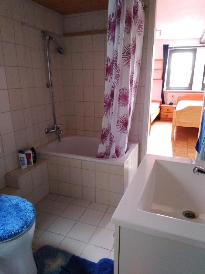 شقة Fachwerkhaus In D 63667 Nidda Fuer 8 Bis 12 Personen المظهر الخارجي الصورة
